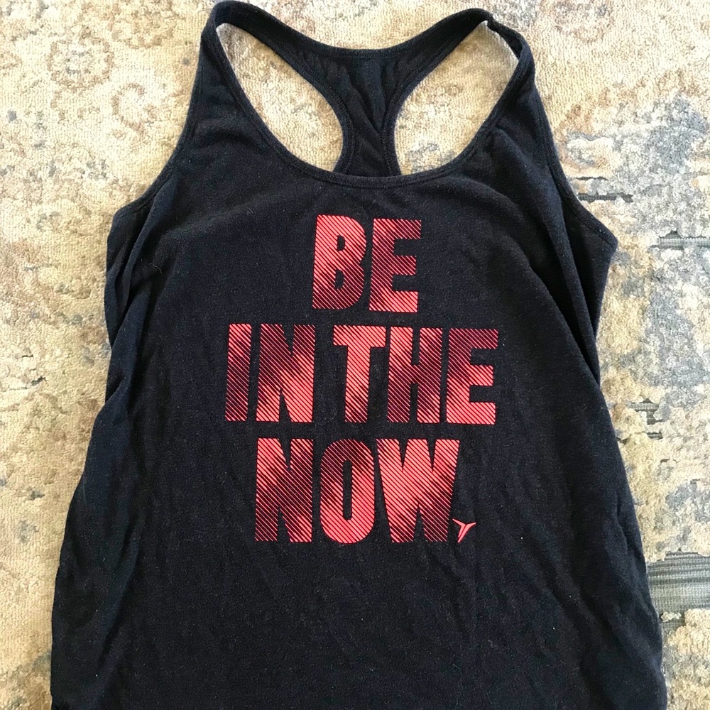 Maternity workout shirt